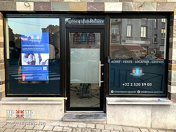 Écran vitrine pour agence immobilière TAPTAP